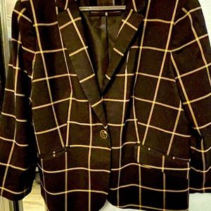 Plaid black blazer xl gorgeous for the boardroom!